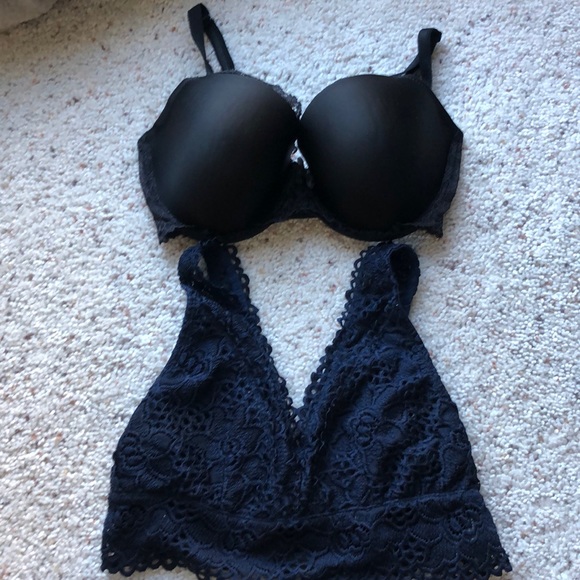 Victoria secret and altard state bras.